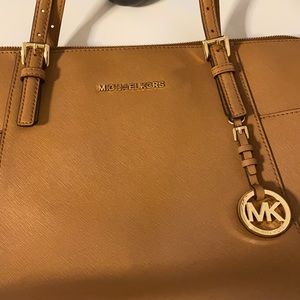 Michael Kors Jet Set East West Large Tote